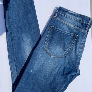 Zara Woman distressed jeans size 24